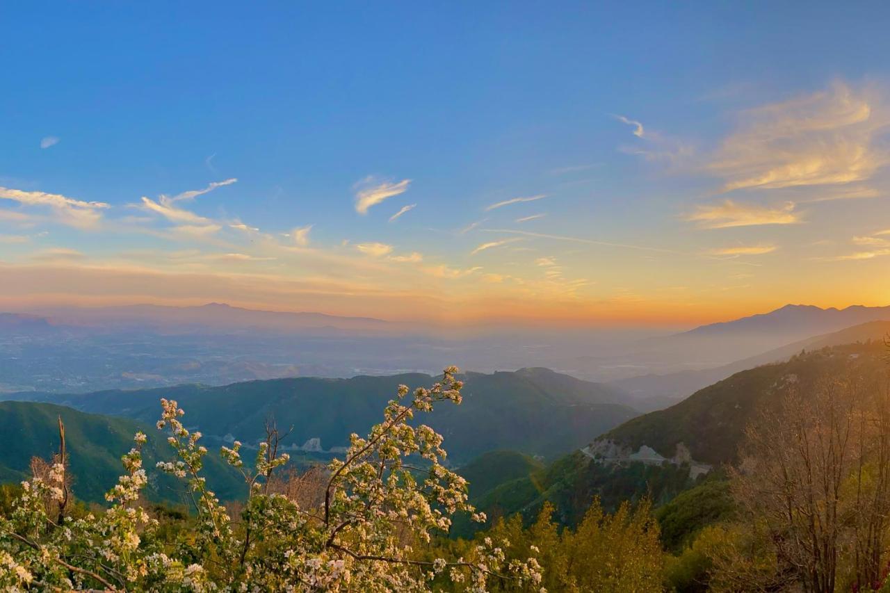 Villa Million Dollar Mountain View Crestline Exterior foto