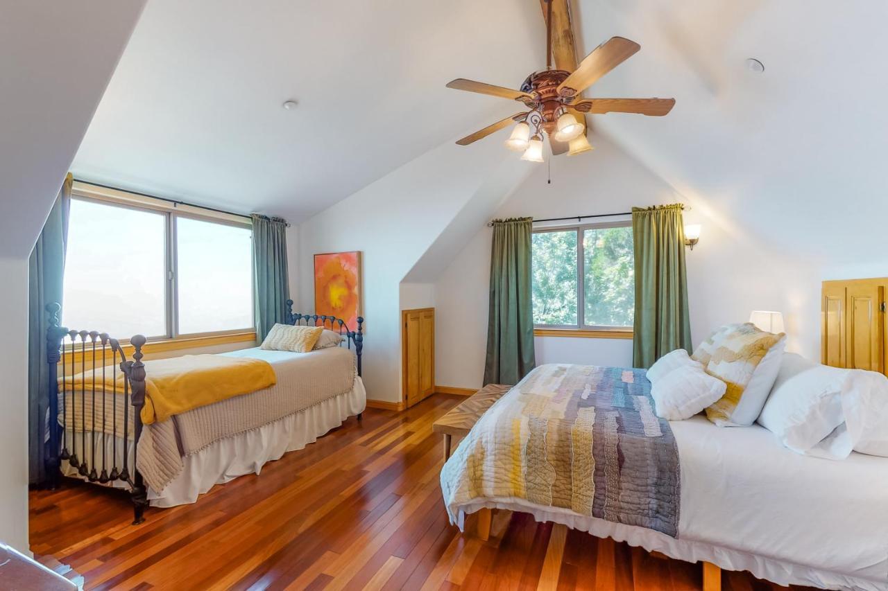 Villa Million Dollar Mountain View Crestline Exterior foto